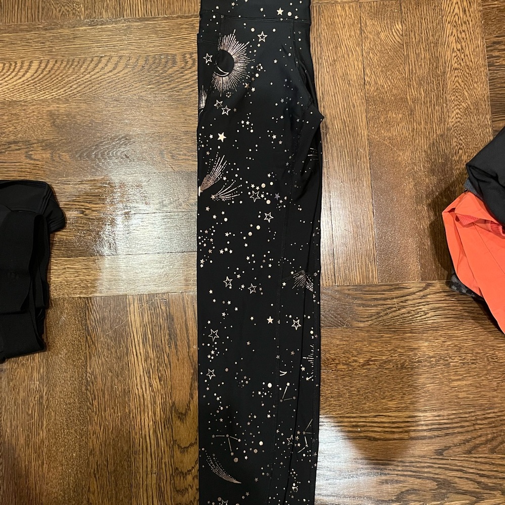 Old navy sky leggings!